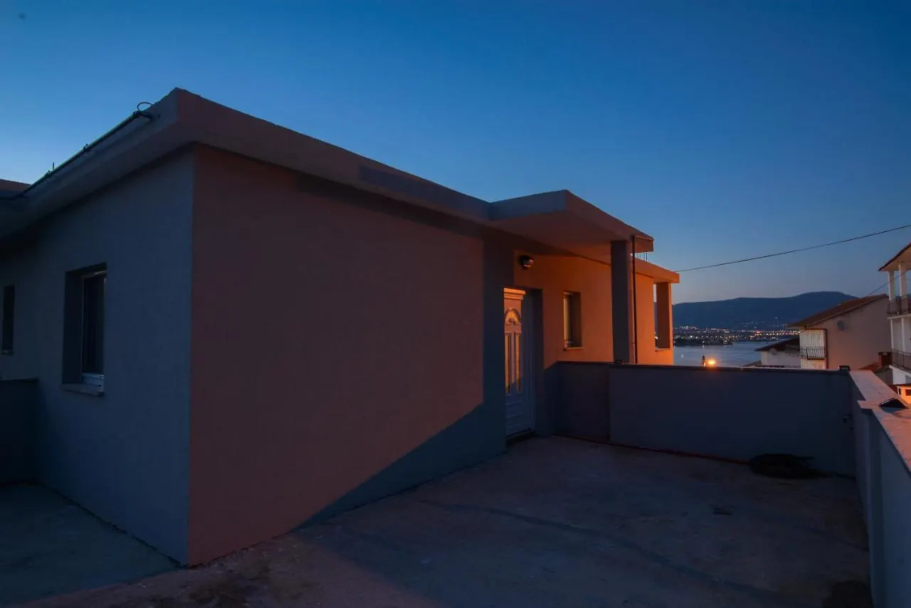Apartments Pelja Trogir