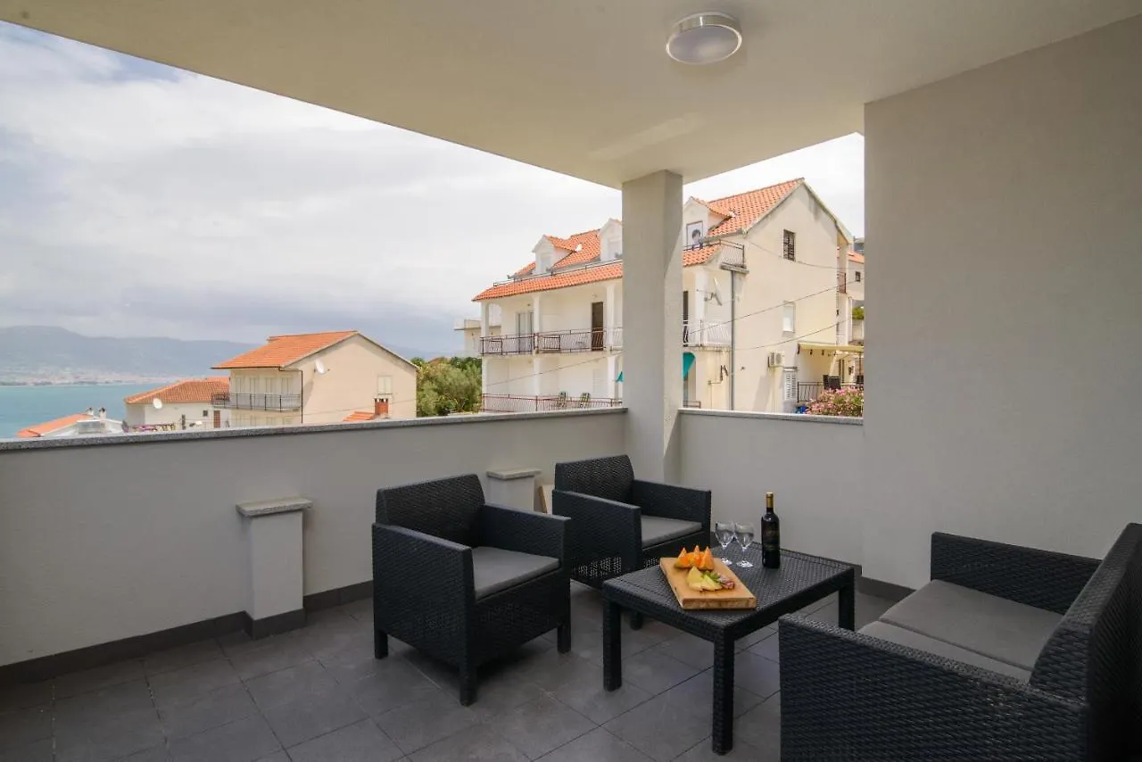 Apartments Pelja Trogir 0*,  Croatia